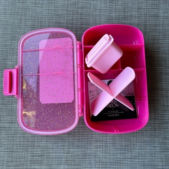 Paris Hilton Dark Pink Version Bento Snack Box Lunchbox & Gift With Purchase - Picture 6 of 13